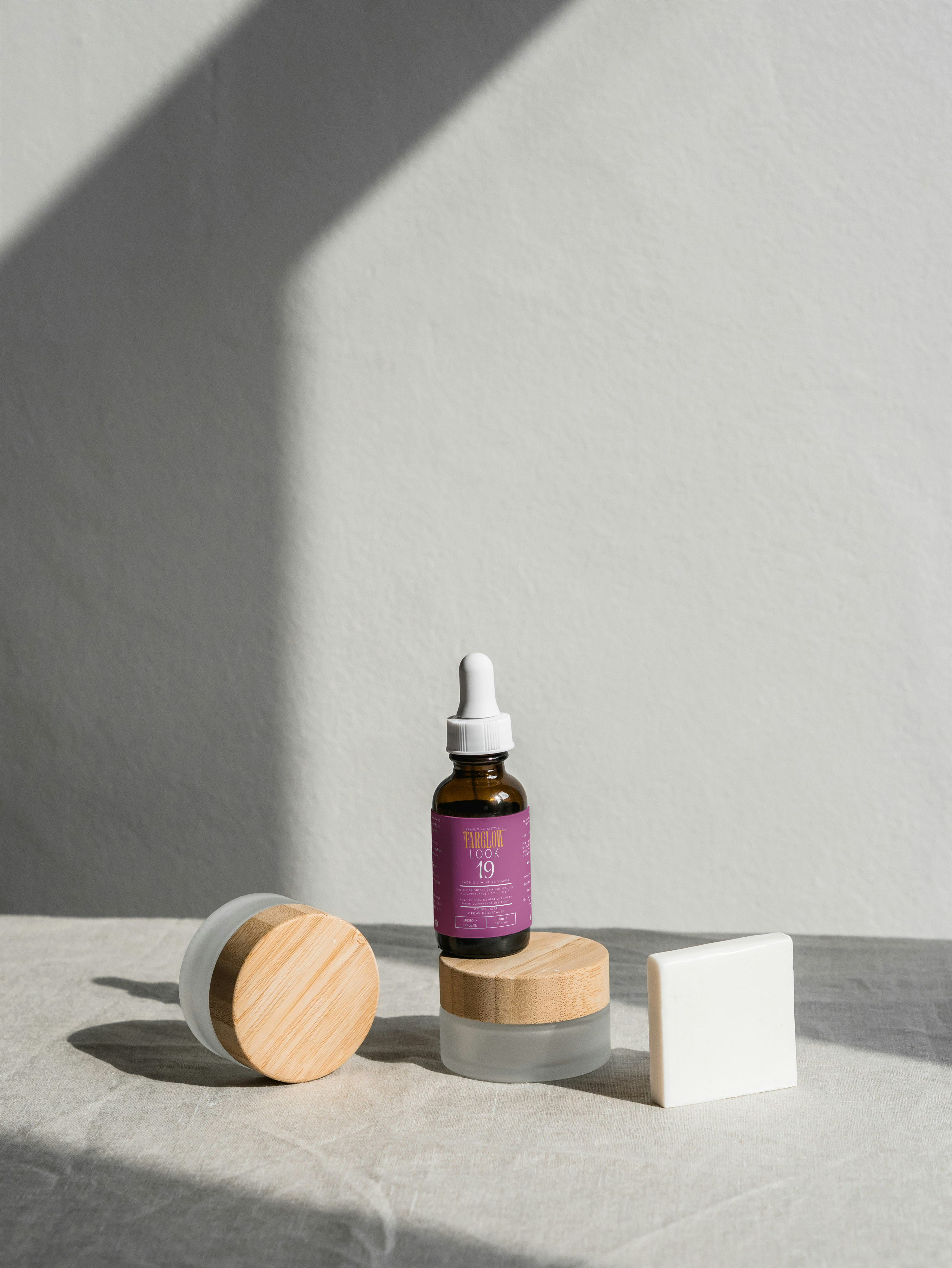 Look 19 – Premium Organic Face Oil 30 ml / 1.01 fl oz
