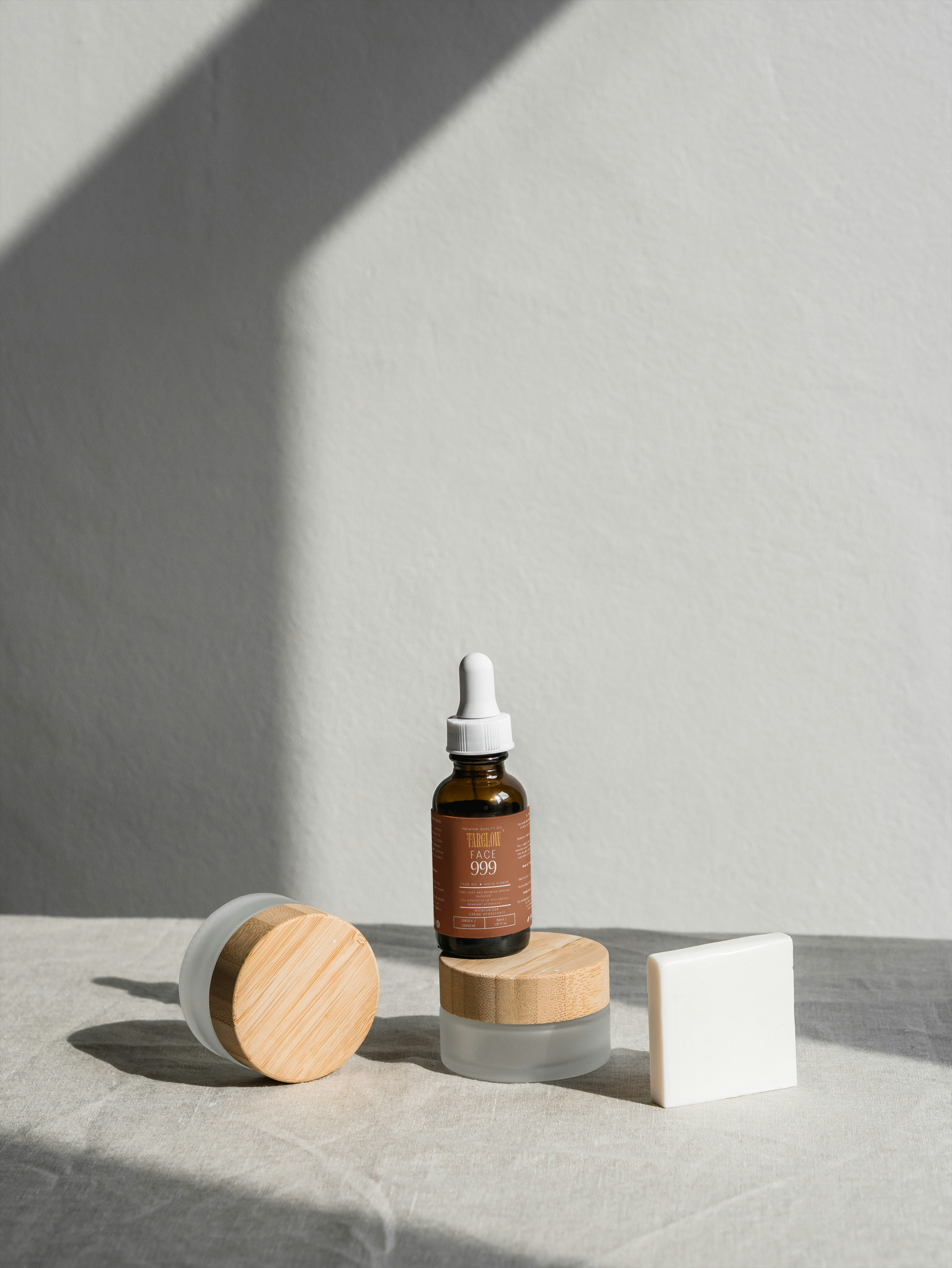 Face 999 – Premium Organic Face Oil 30 ml/  1.01 fl oz